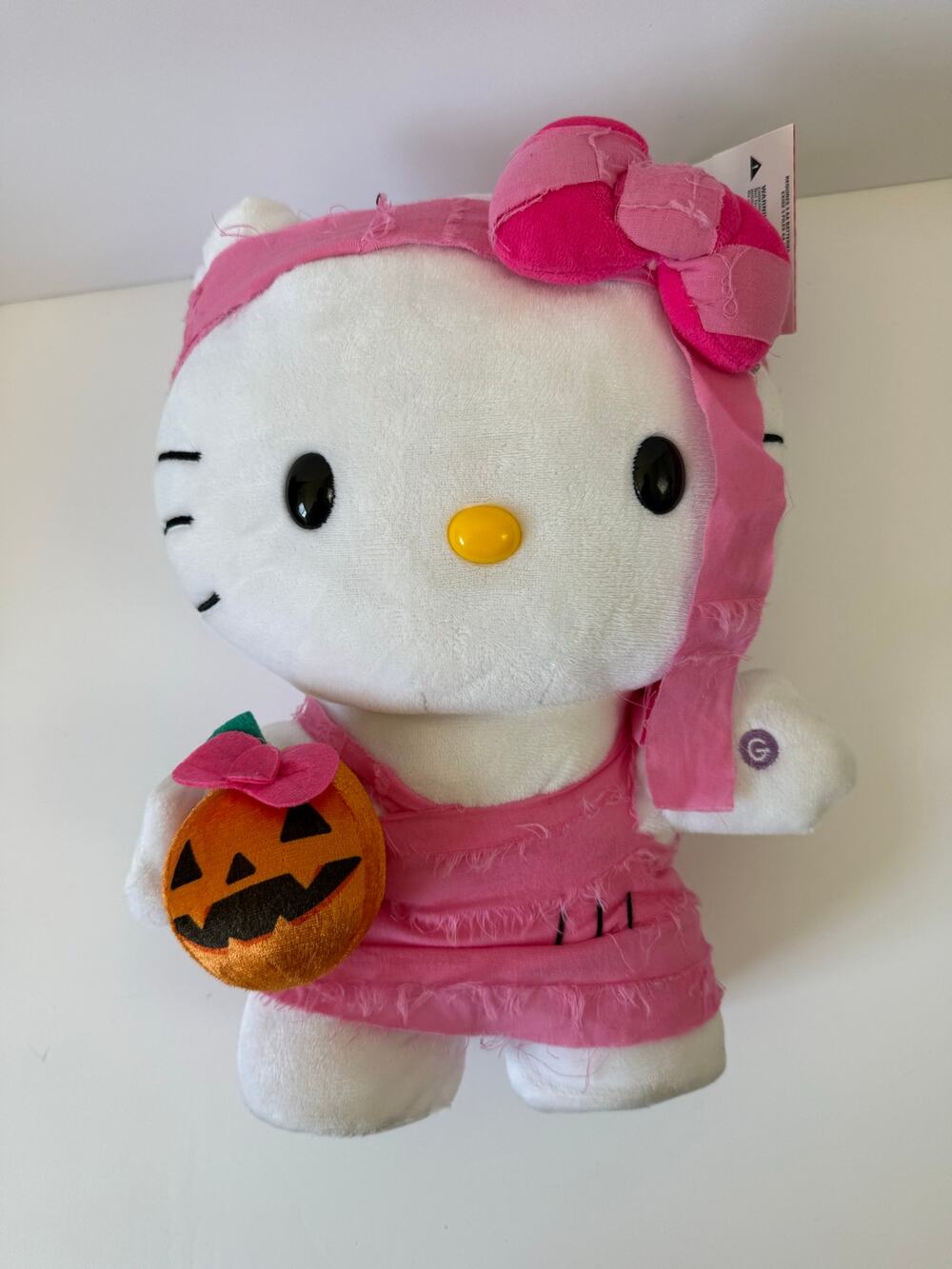 NWT Hello Kitty Sanrio Pink Mummy Plush SideStepper Greeter Halloween Fall 2025